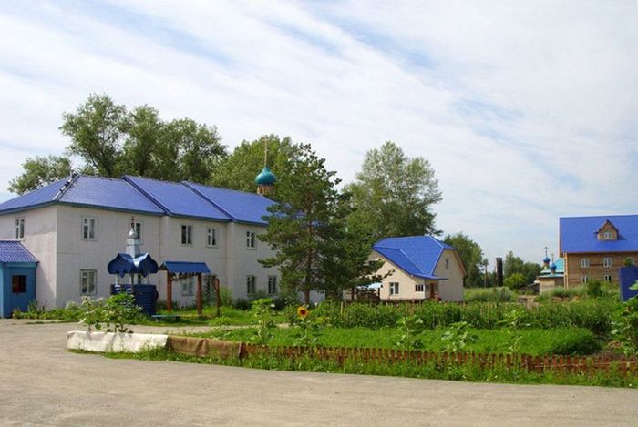 Барнаульская, с. Кислуха, Алтайский край (монастырь)