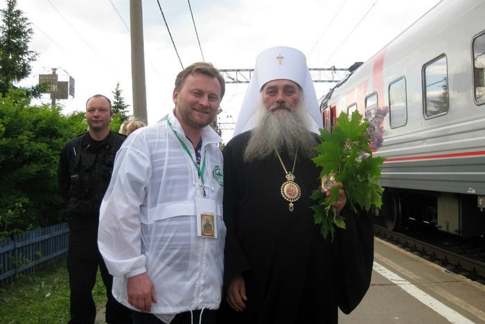 Поздравляем с юбилеем Юрия Иванова (руководитель загородной базы "Отрок")