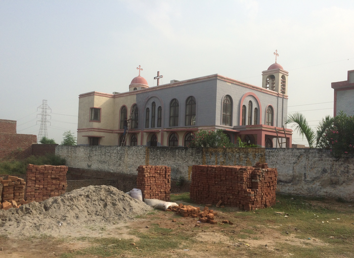 В Пакистане продолжается строительство первой в стране православной церкви: фоторепортаж