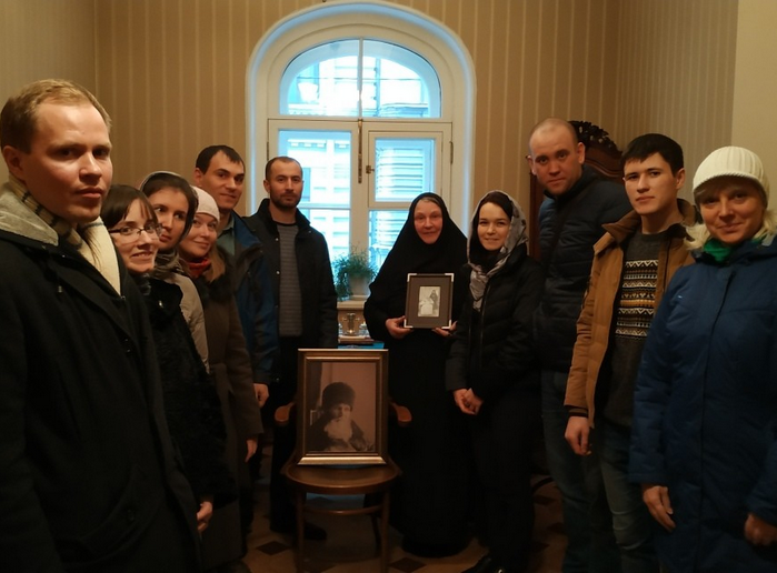 Литургия, чаепитие и удивительная экскурсия: община «Иоанновское братство» посетила Леушинское подворье в Санкт-Петербурге