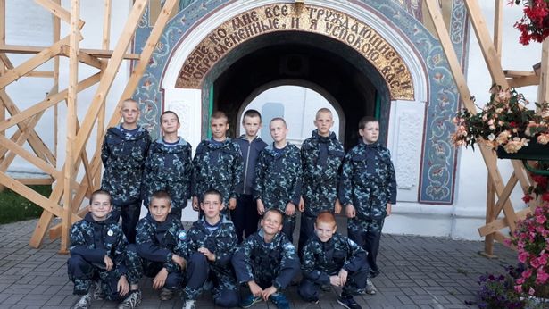 Просьба о помощи группе кадетов, гостей Санкт-Петербурга